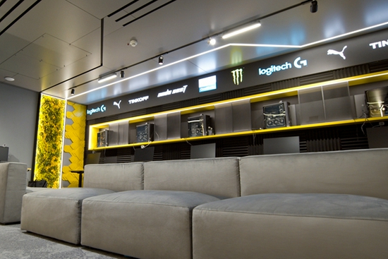 卡拉彼丘手游公测引发热潮 iOS畅销榜排名创新高