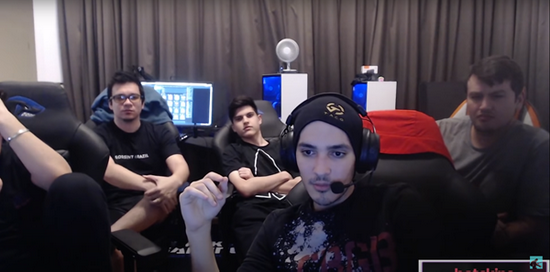 雪碧战队夺得2025电竞世界杯DOTA2冠军中国战队表现分析