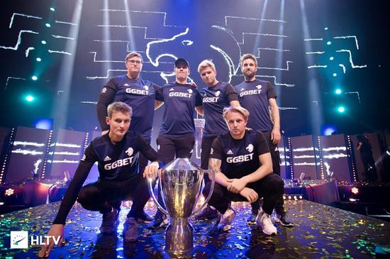 电子竞技射击游戏收视率之争 CS新版本与无畏契约对比分析